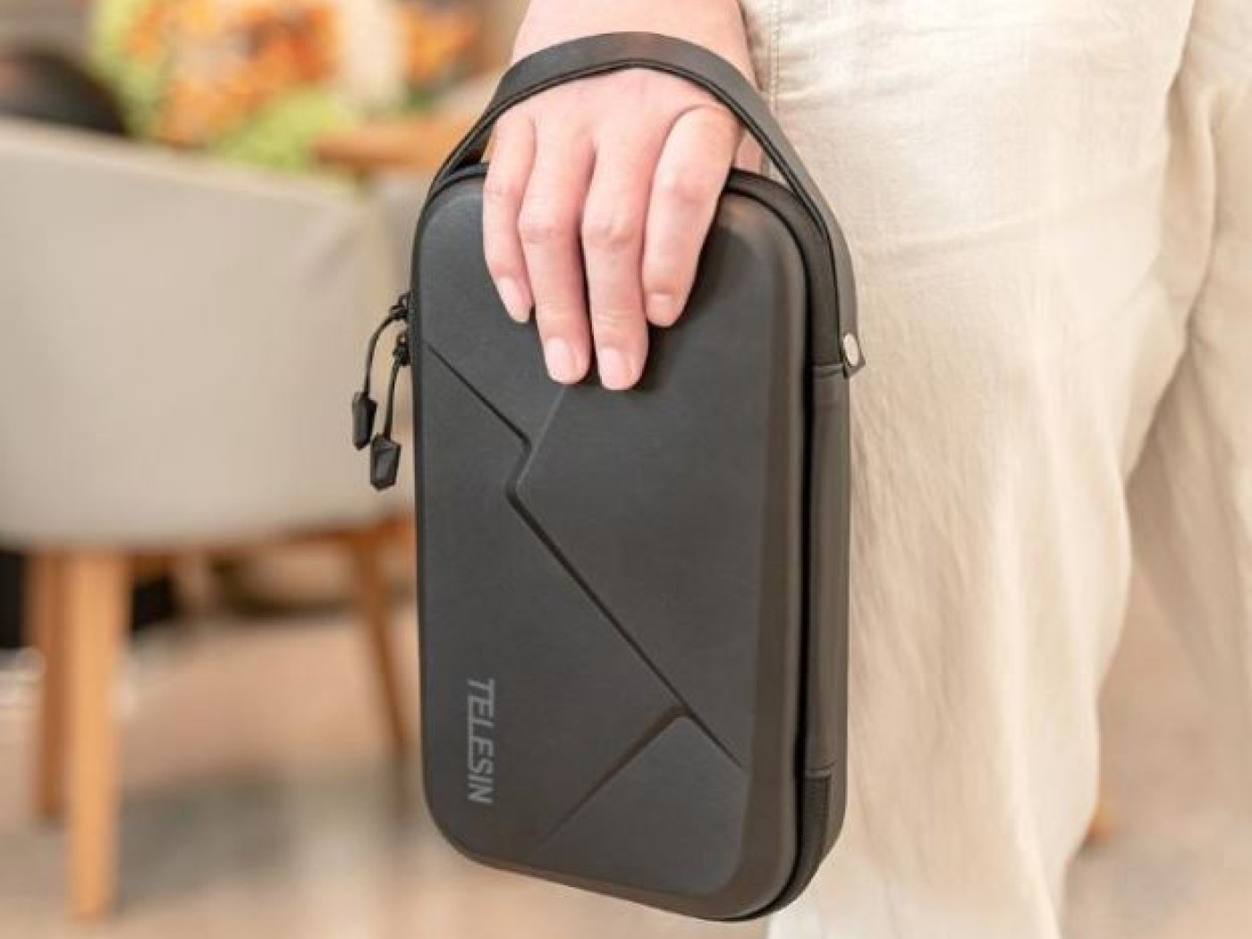 Pouzdro s nastavitelným vnitřkem na akční kameru