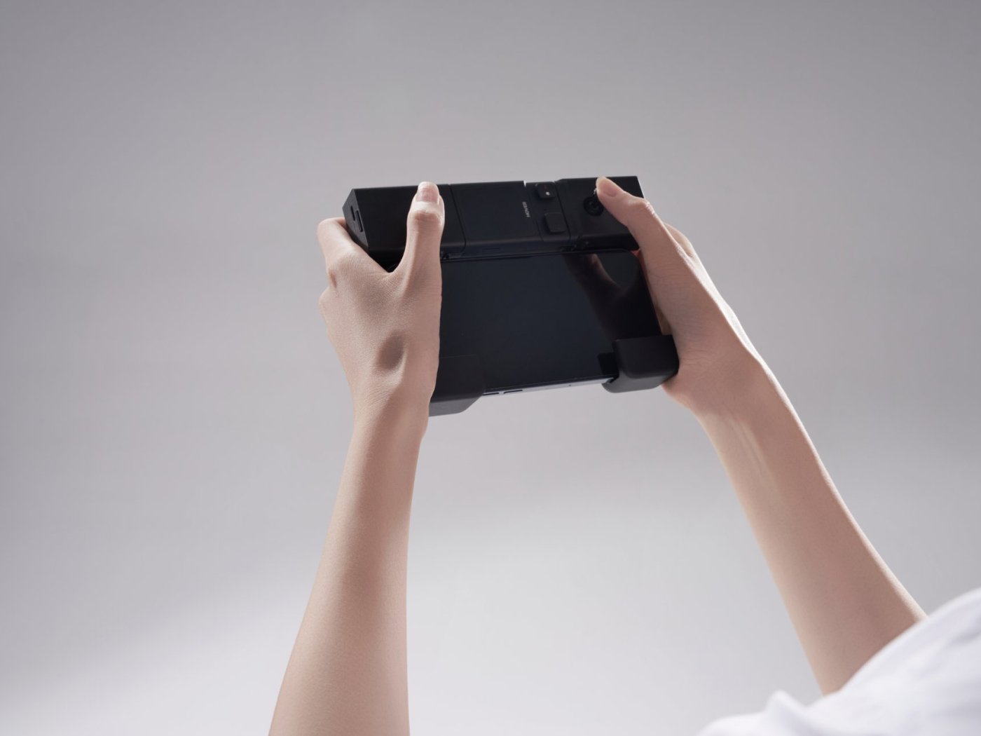 HOVERAir Beacon a sada joysticků