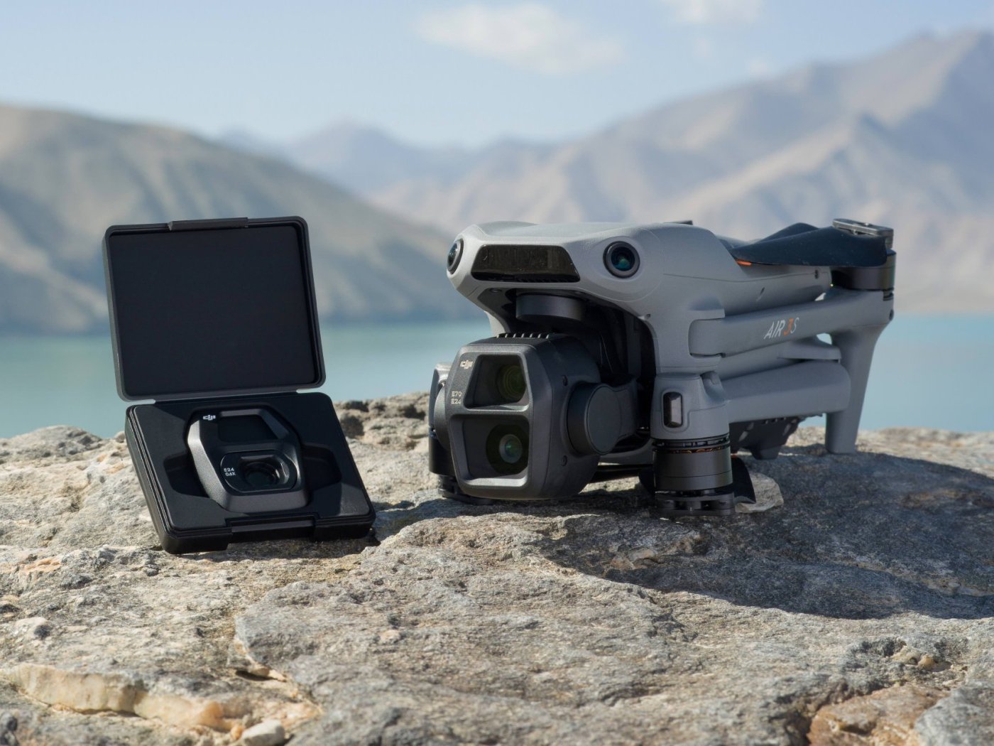 DJI Air 3S širokoúhlý objektiv