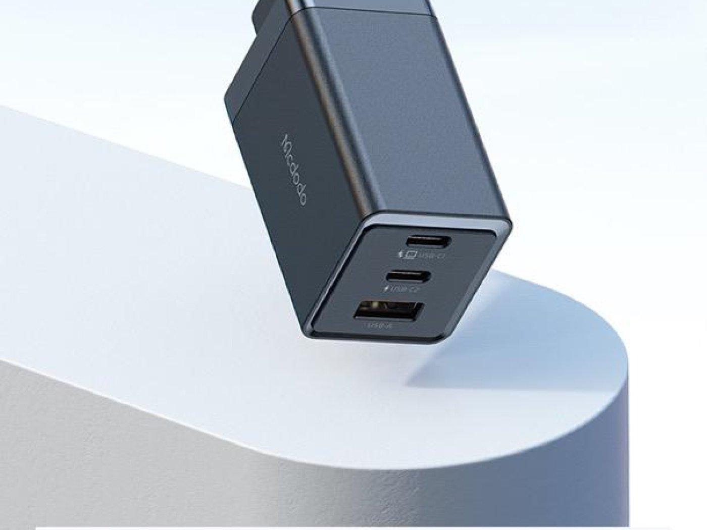 Nabíjecí adaptér 70W