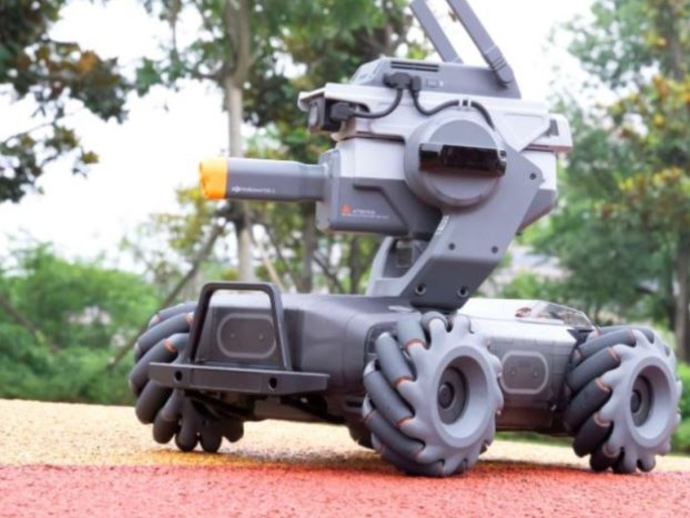 Přední hliníkový nárazník na DJI RoboMaster S1