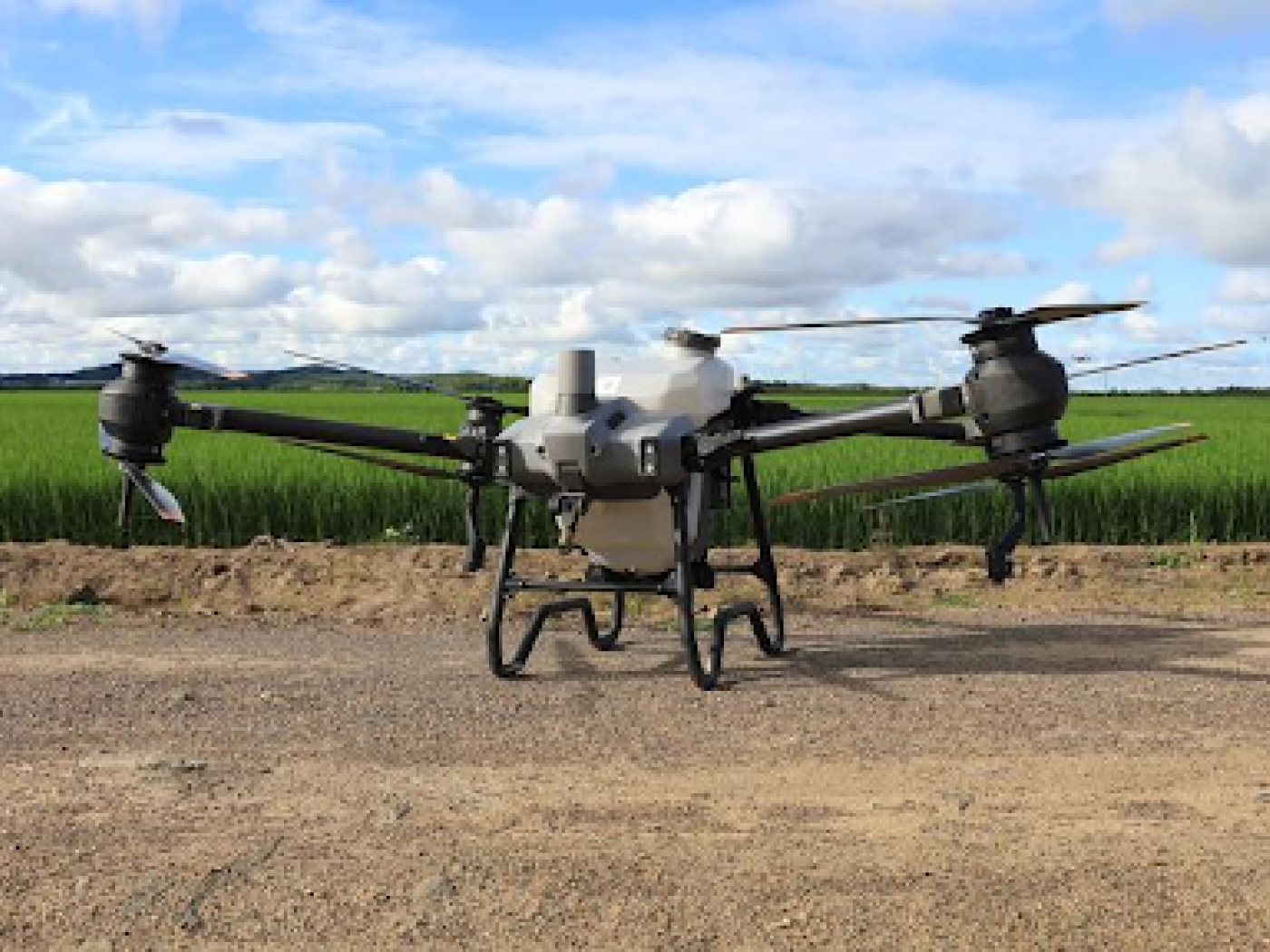 Pilot dronu – specialista na precizní zemědělství
