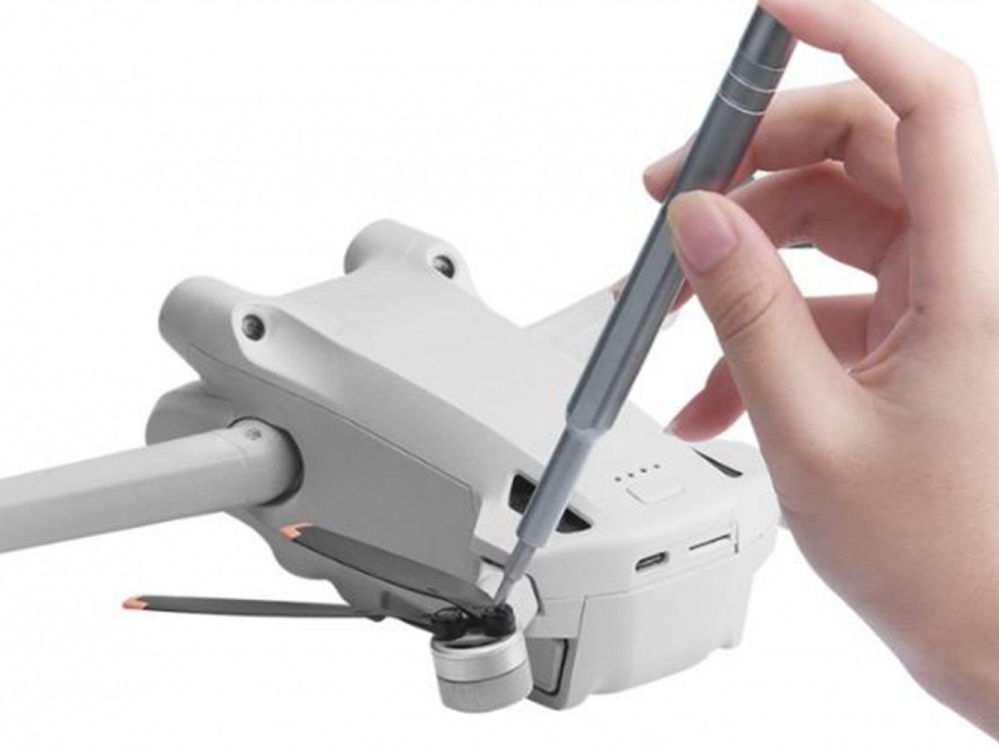 Univerzální sada nářadí (24ks)