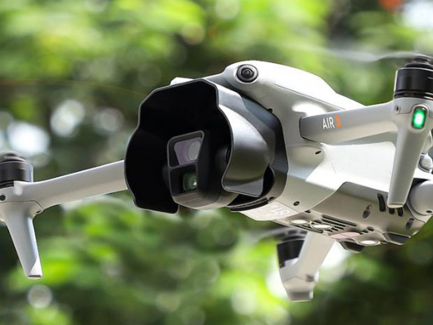 Sluneční clona na objektiv dronu DJI Air 3