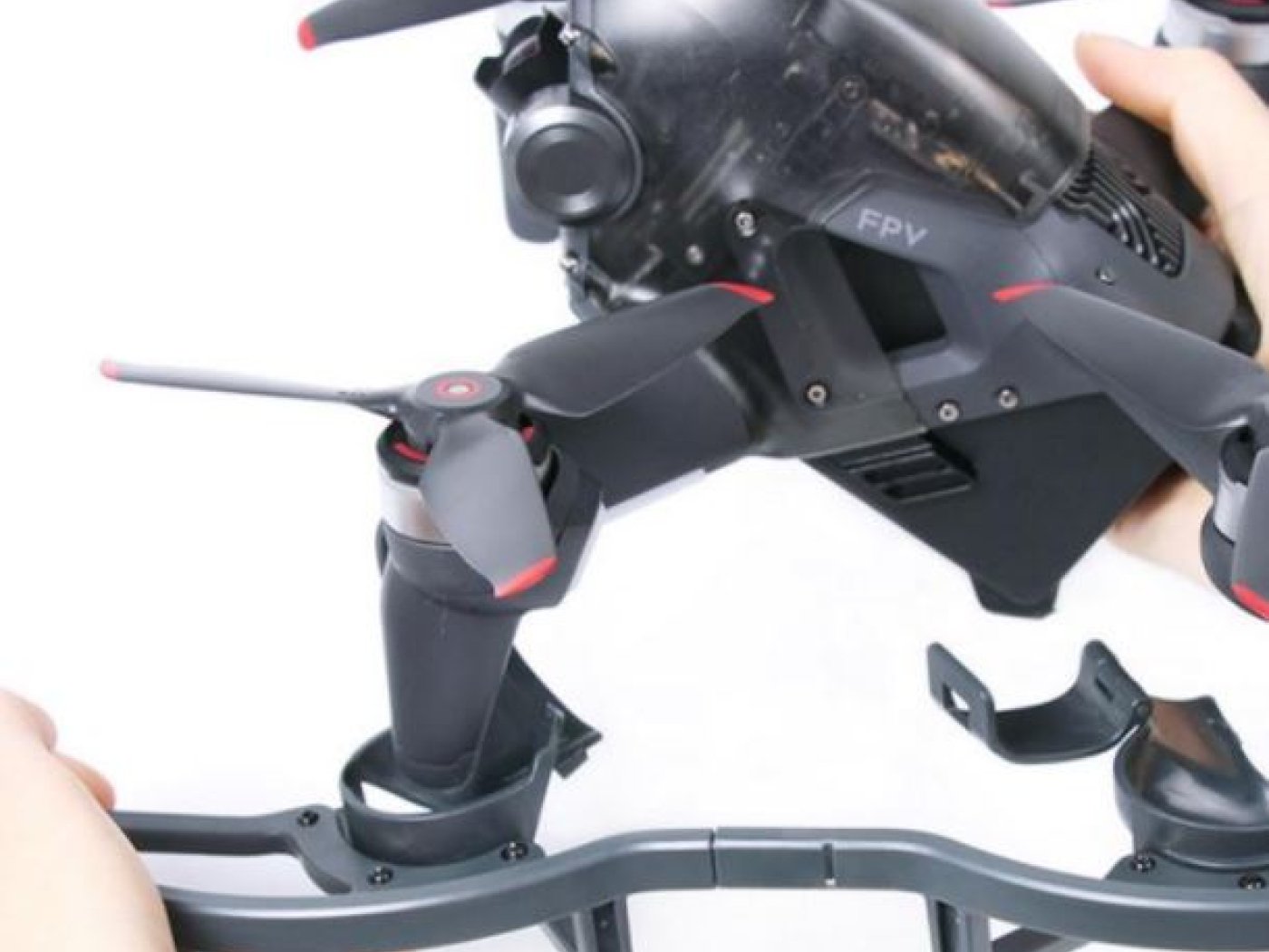 Ochranné oblouky na DJI FPV závodní dron