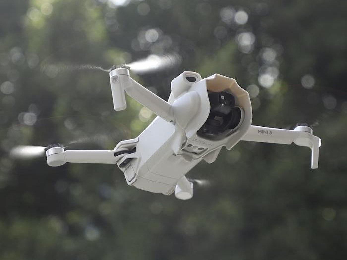 Šedá sluneční clona na dron DJI Mini 3