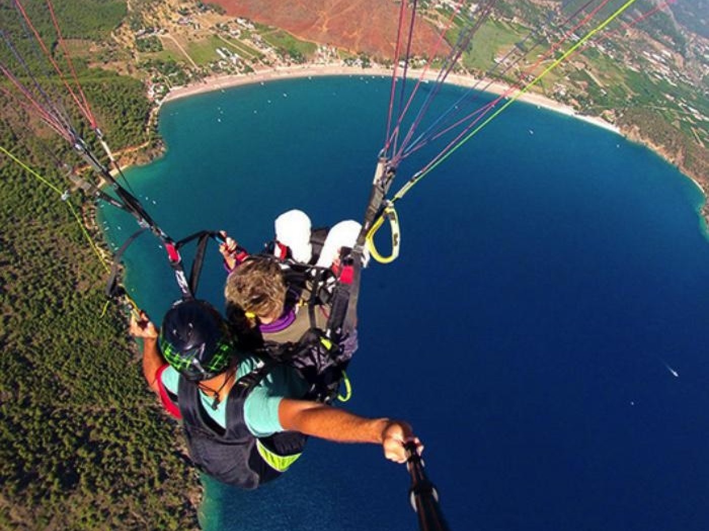 Prodlužující selfie tyč na akční kameru (116cm)