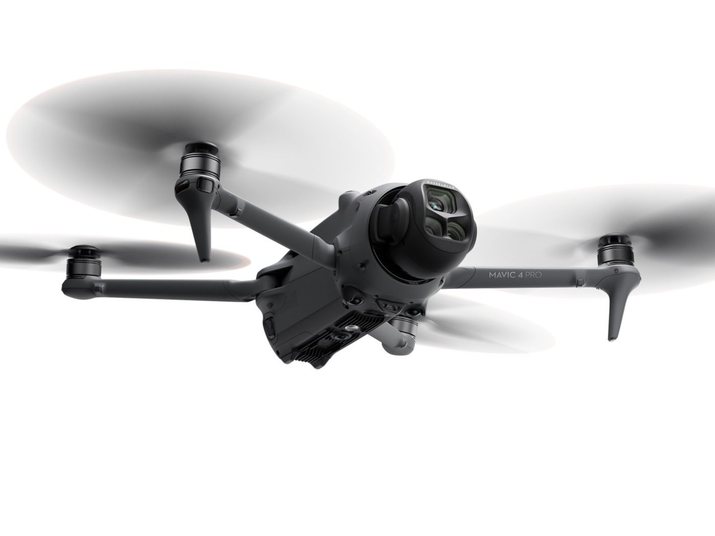 DJI Mavic 4 Pro + DJI RC 2