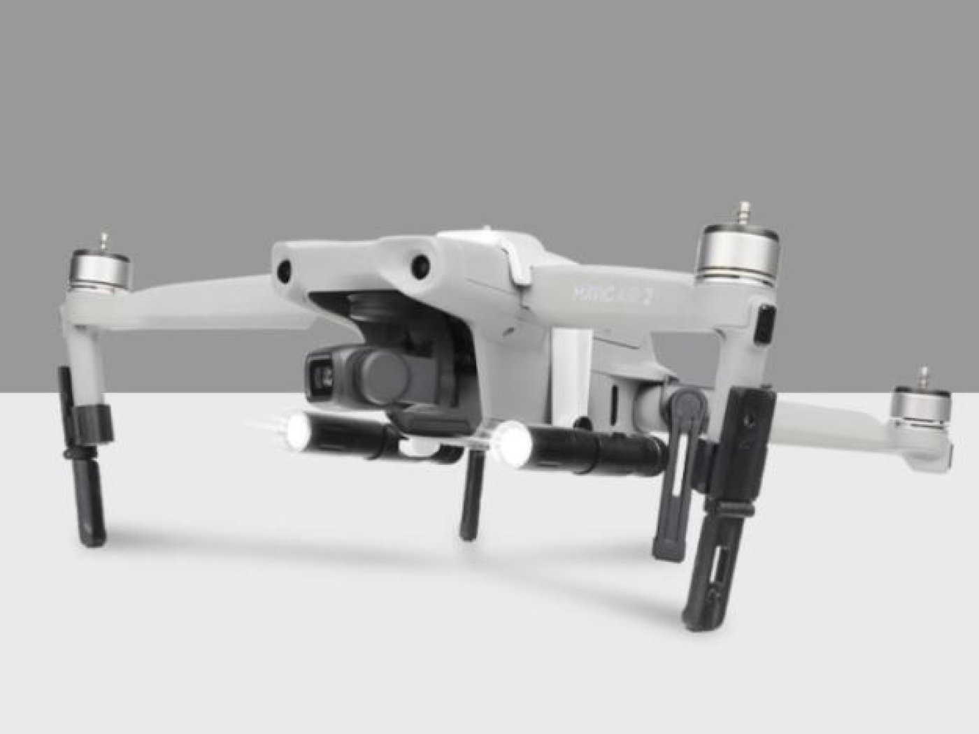 Zvýšené přistávací nohy a LED světla na dron DJI Mavic Air 2