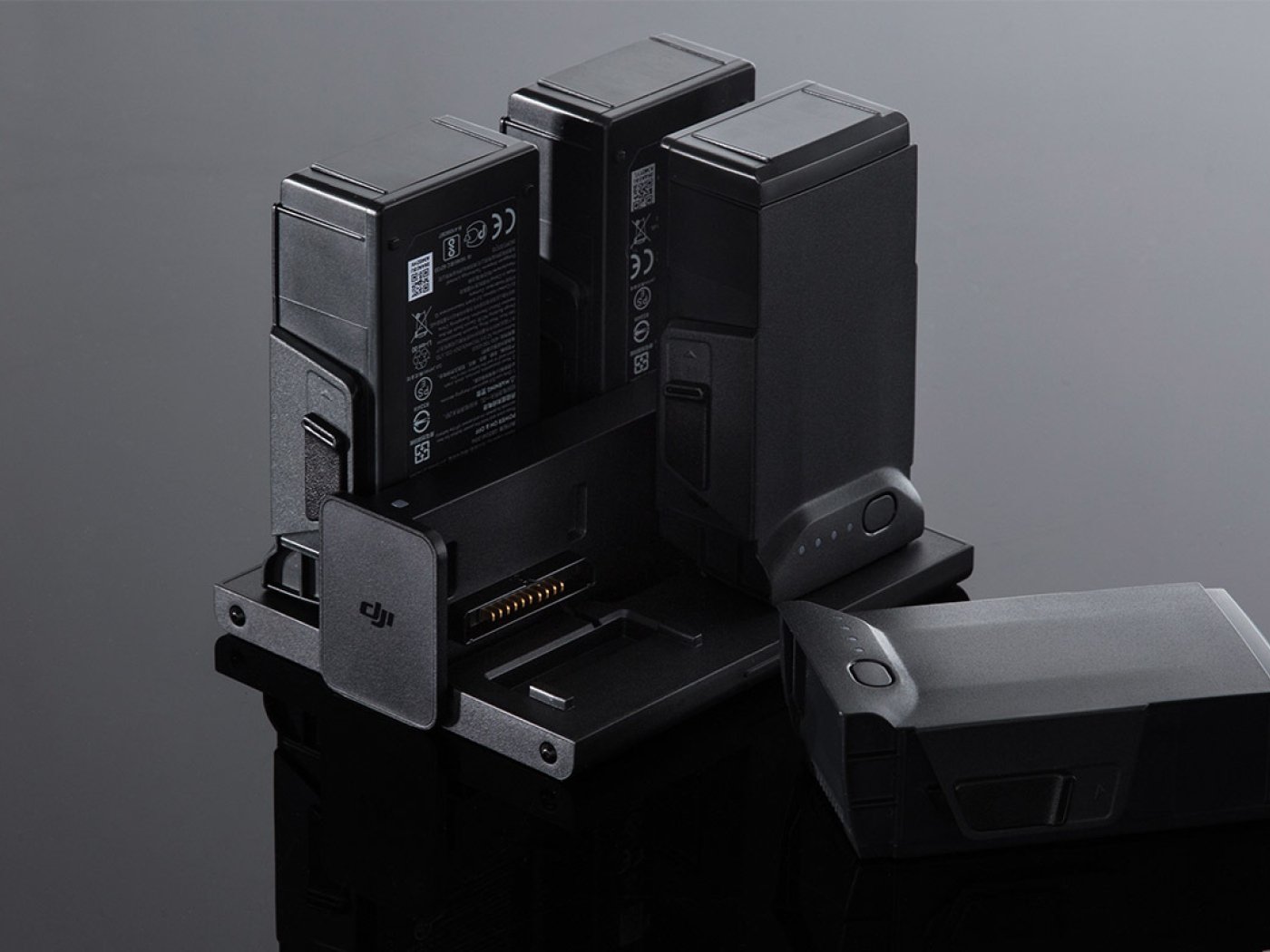 DJI Mavic Air nabíjecí stanice pro 4 akumulátory