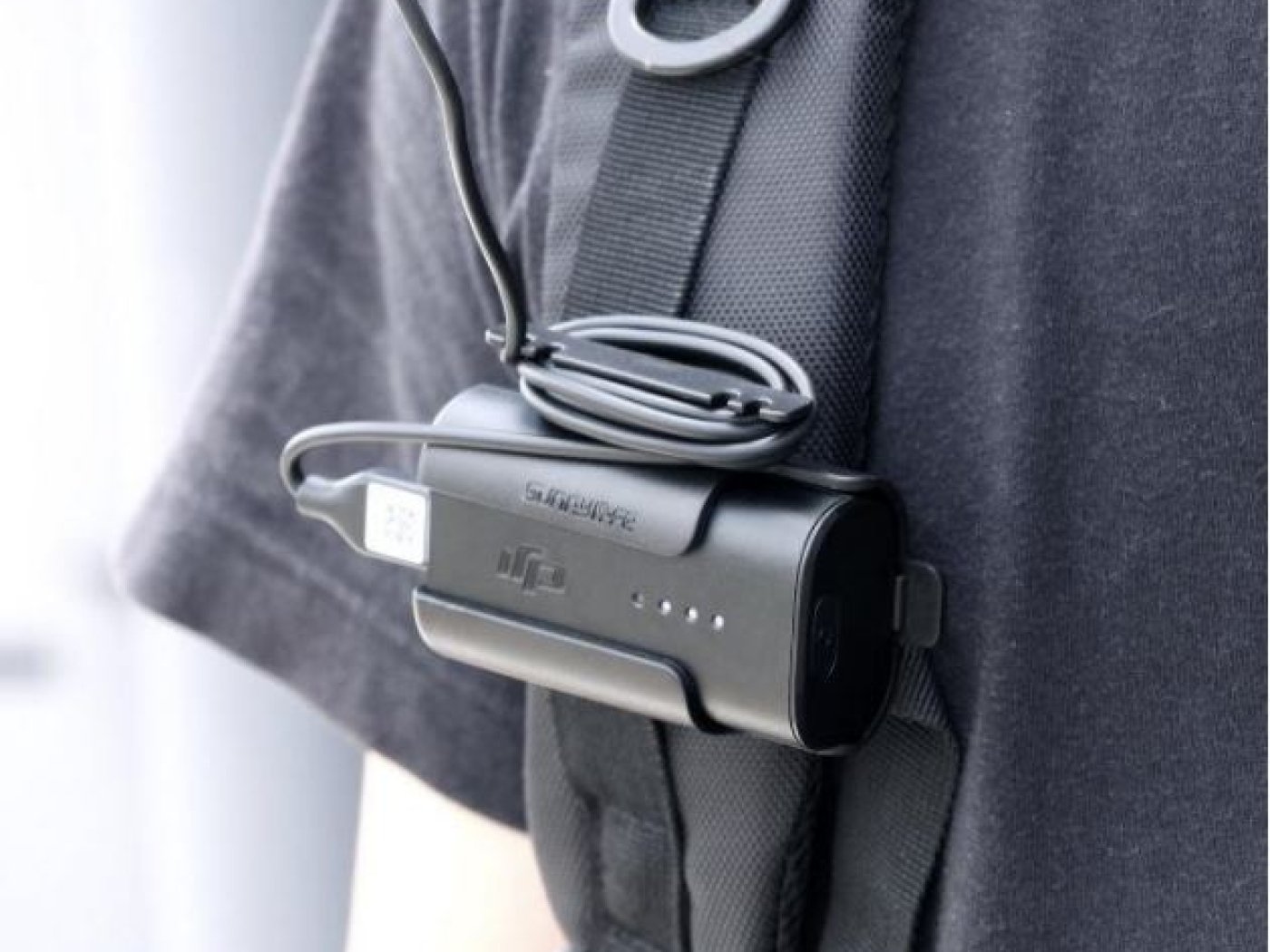 Držák baterie a kabelu DJI FPV Goggles V2