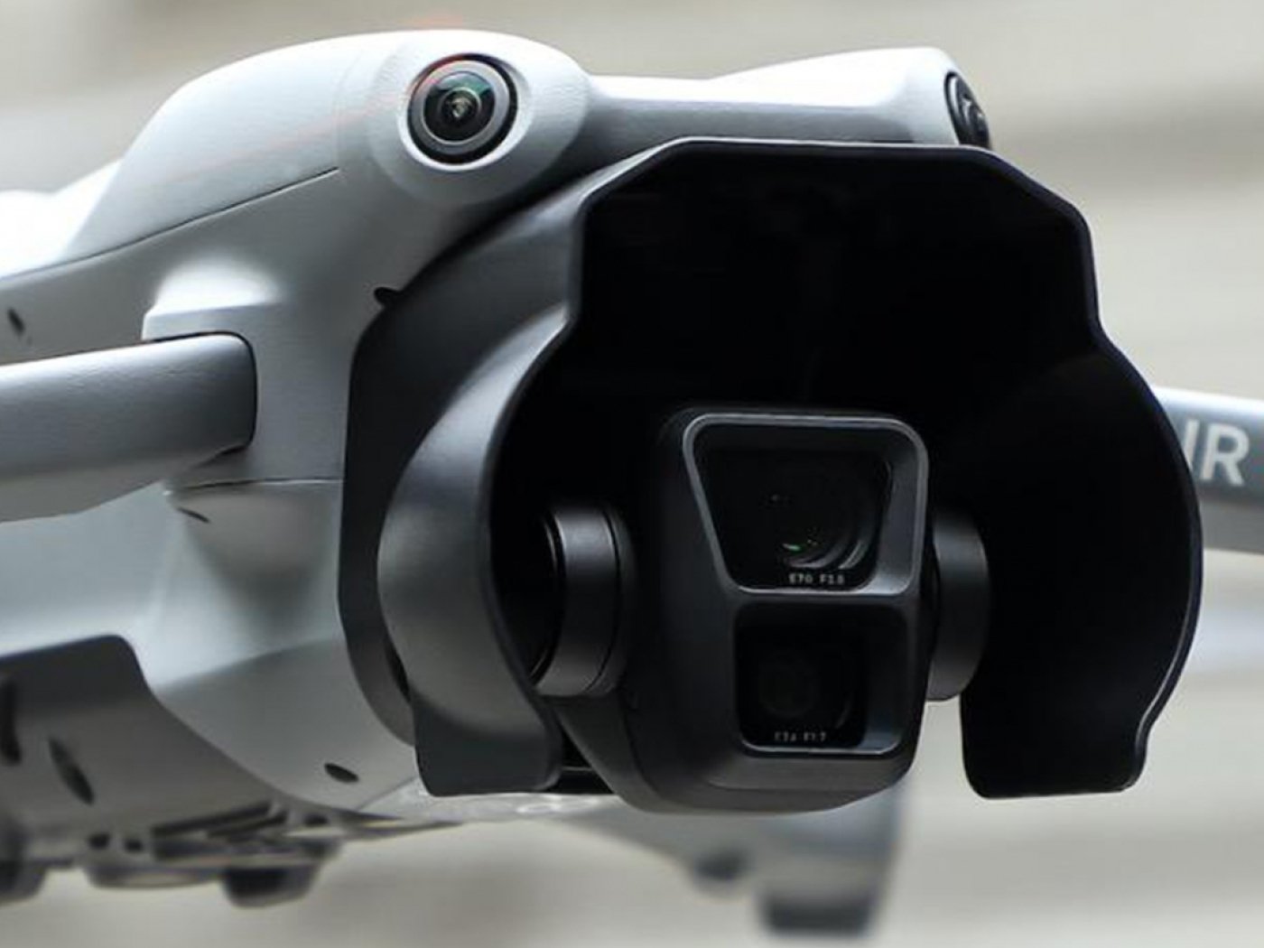 Sluneční clona na objektiv dronu DJI Air 3