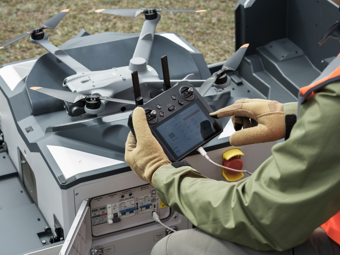 Pilot dronu – specialista na automatizované systémy (delivery, monitoring, fotogrammetrii)