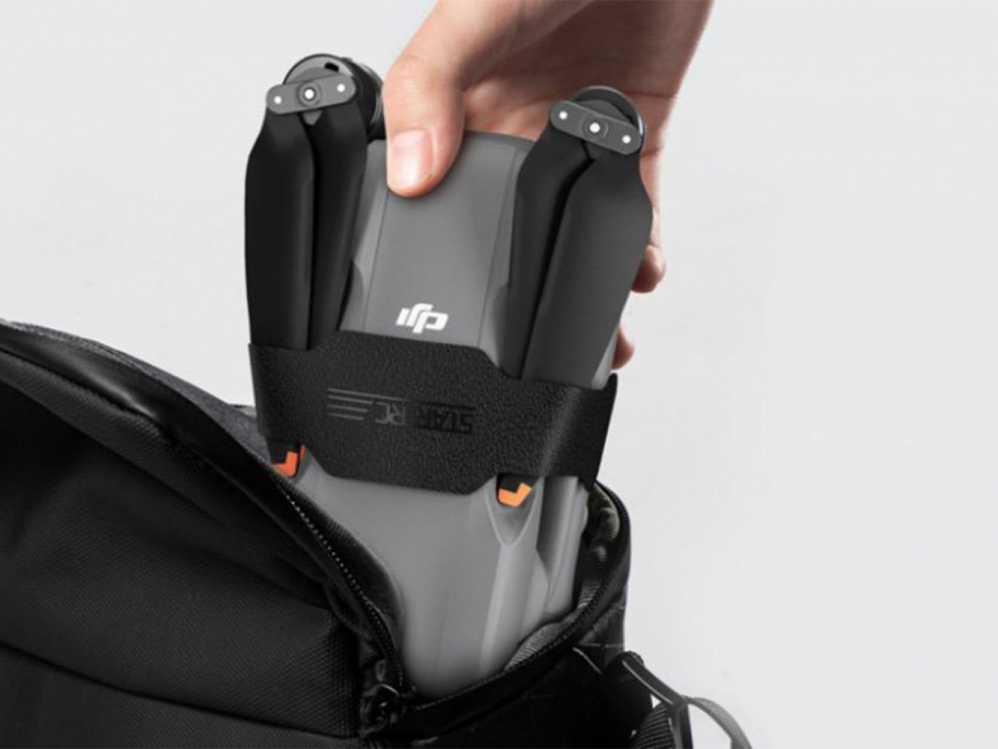 Černý držák vrtulí na dron DJI Air 3