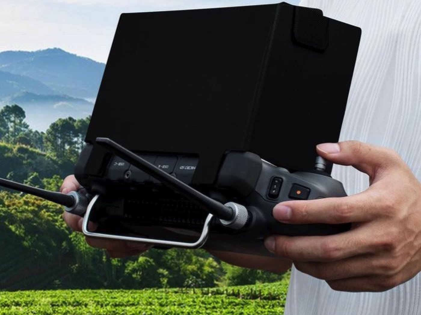 Sluneční clona na profesionální dálkový ovladač DJI RC Plus