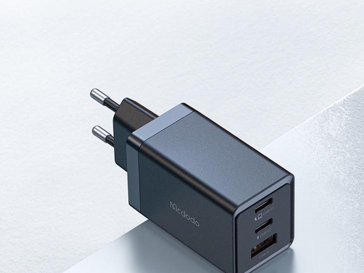 Nabíjecí adaptér 70W