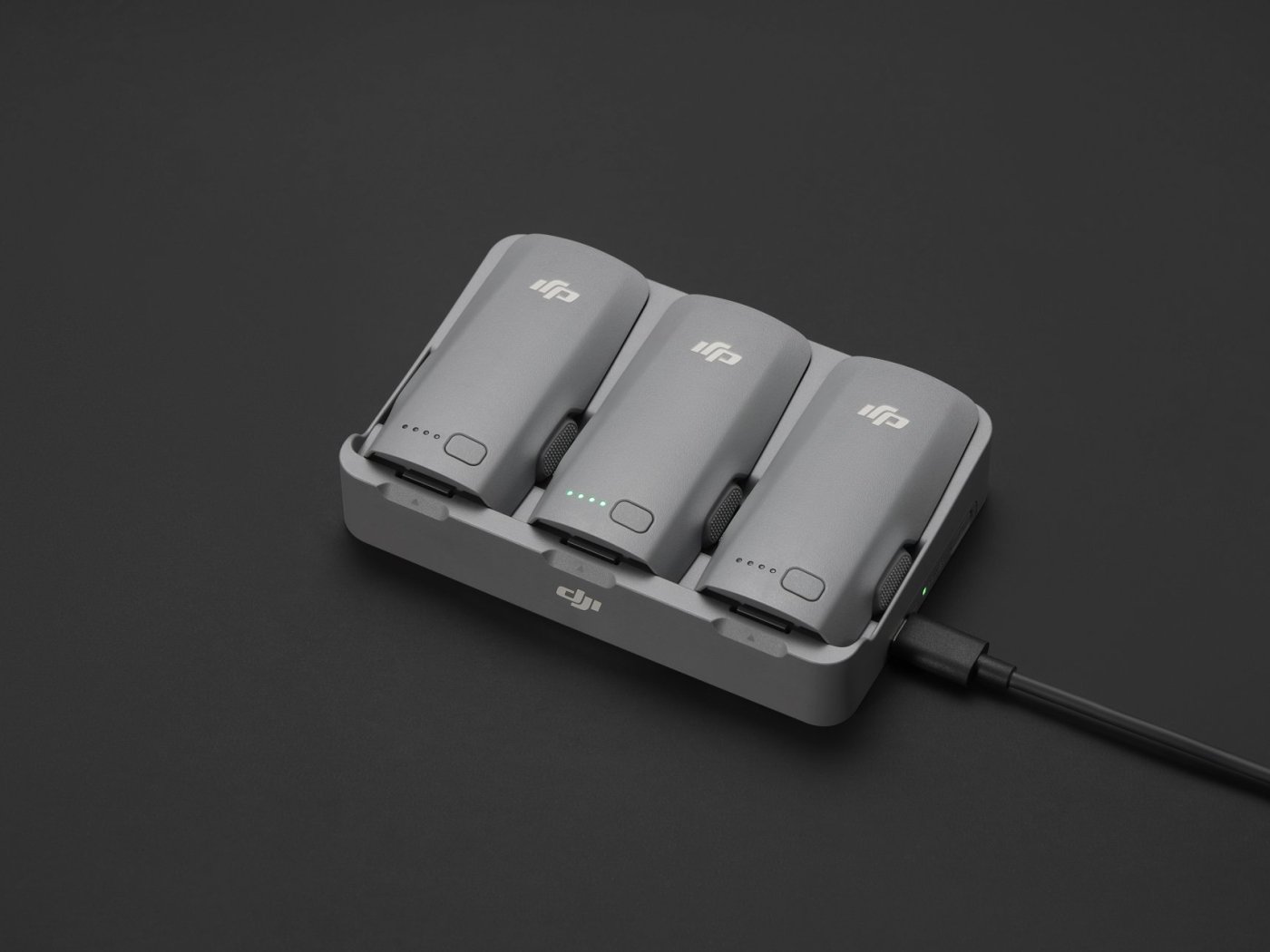 Obousměrný nabíjecí hub pro dron DJI Neo 2