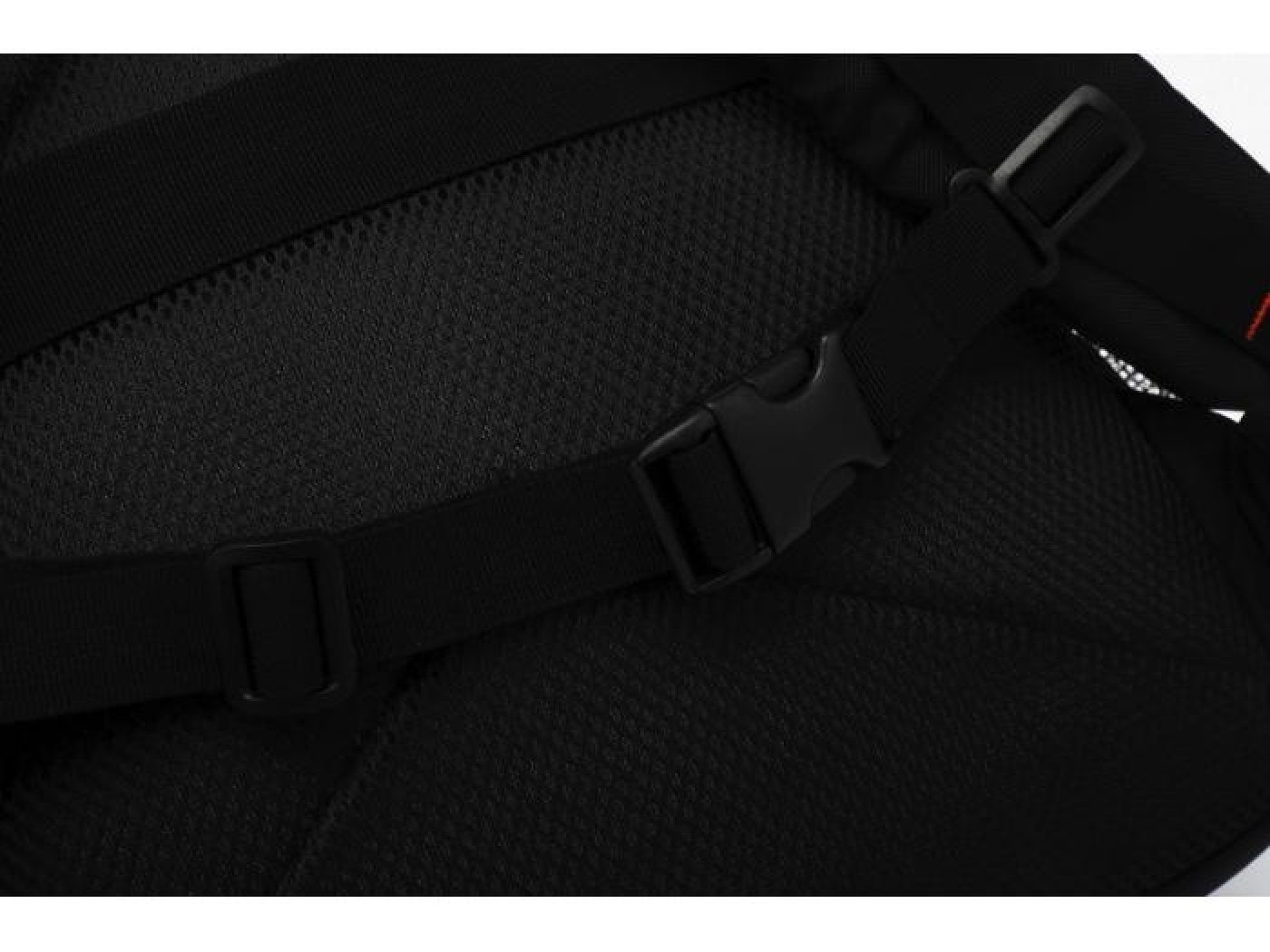 Velký voděodolný fotobatoh